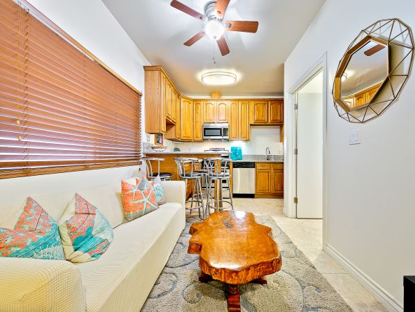 Newport Beach Home 1027541