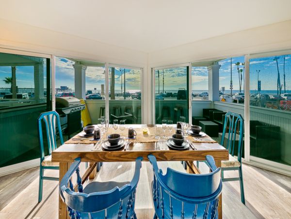 Three Bedroom Beach Home, great location and views