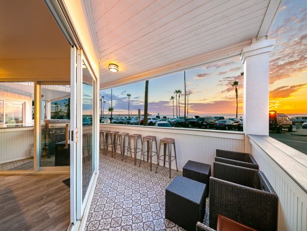 Three Bedroom Beach Home, great location and views
