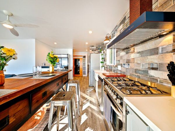 Three Bedroom Beach Home, great location and views