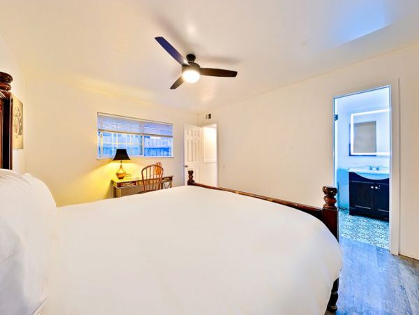 Three Bedroom Beach Home, great location and views
