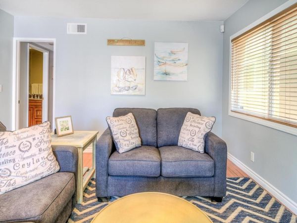 Newport Beach Home 1027543