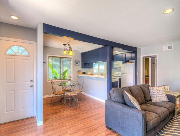 Newport Beach Home 1027543
