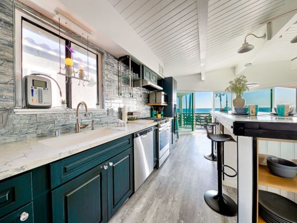 Newport Beach Home 1027544