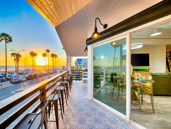Newport Beach Home 1027544