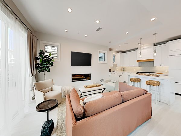 Newport Beach Home 1027550