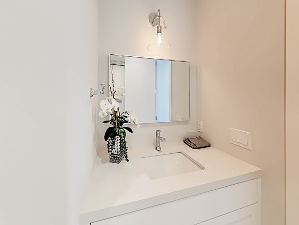 Newport Beach Home 1027550
