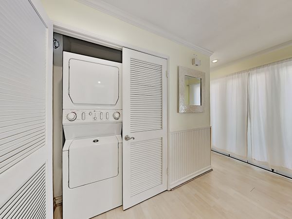 Newport Beach Home 1027553