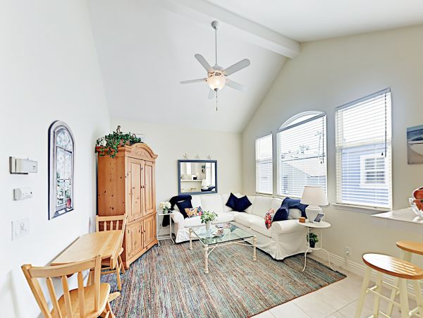 Newport Beach Home 1027555
