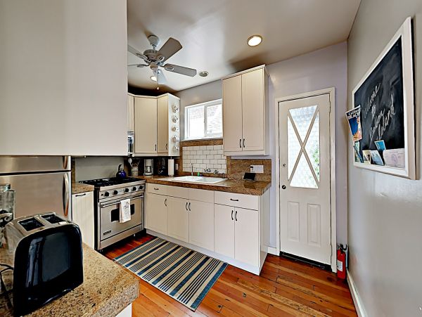 Newport Beach Home 1027557