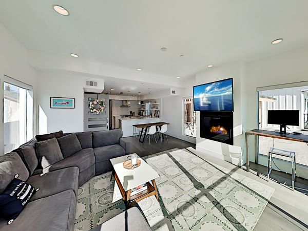 Newport Beach Home 1027558