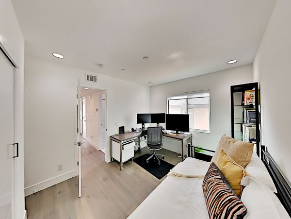 Newport Beach Home 1027558