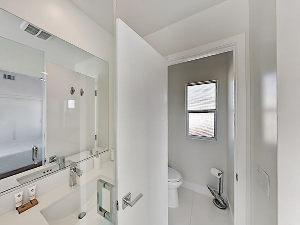 Newport Beach Home 1027558