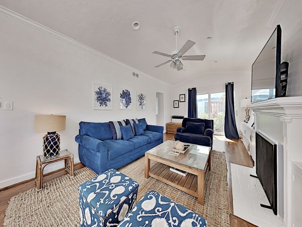 Newport Beach Home 1027559
