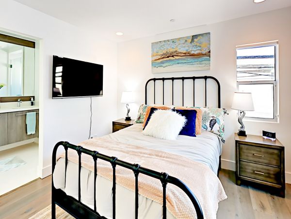 Newport Beach Home 1027560
