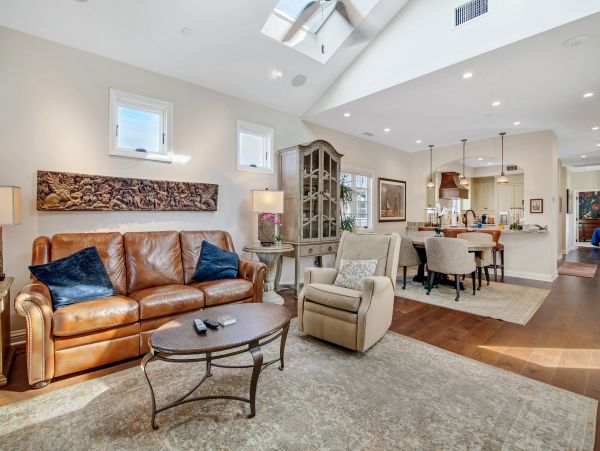Newport Beach Home 1027563