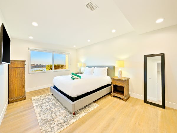 Newport Beach Home 1027566
