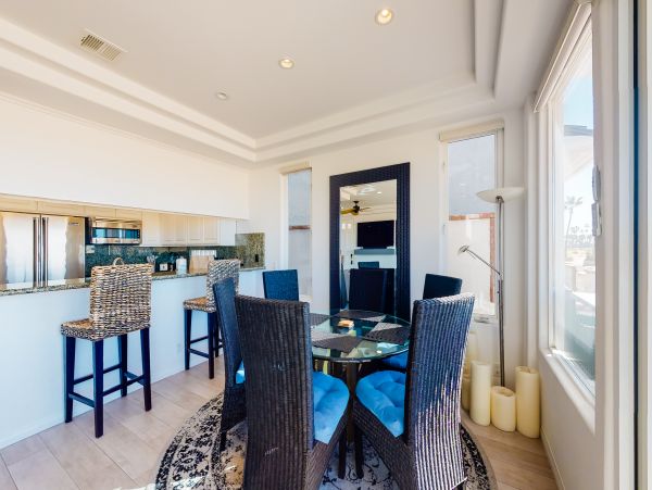 Newport Beach Home 1027567