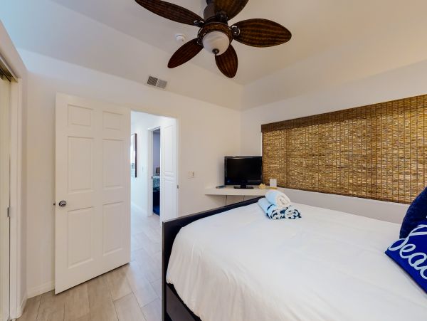 Newport Beach Home 1027567