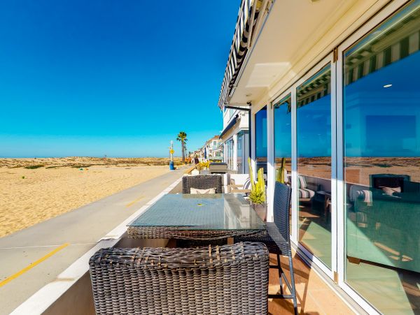 Newport Beach Home 1027567