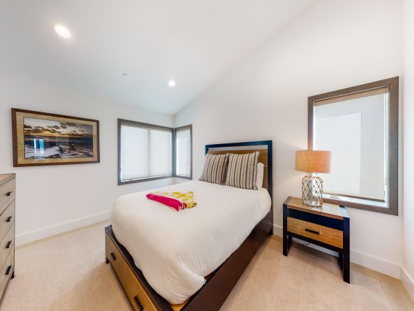 Newport Beach Home 1027568