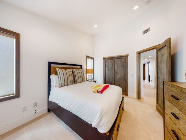 Newport Beach Home 1027568