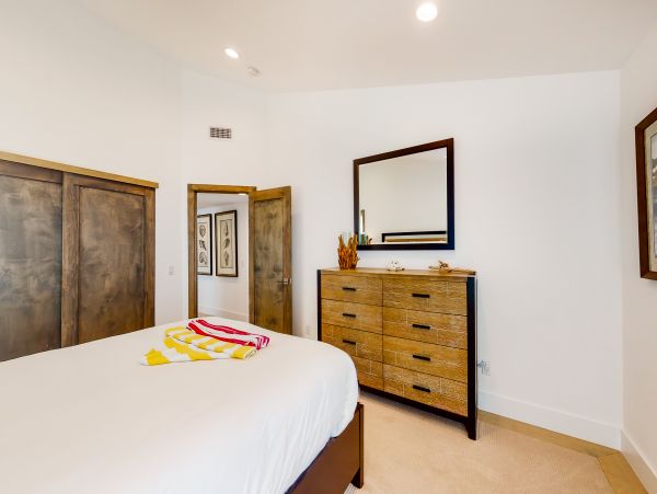 Newport Beach Home 1027568