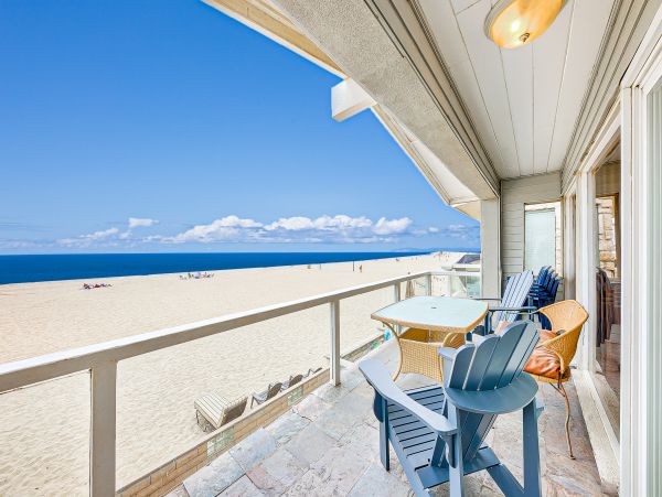 Newport Beach Home 1027570
