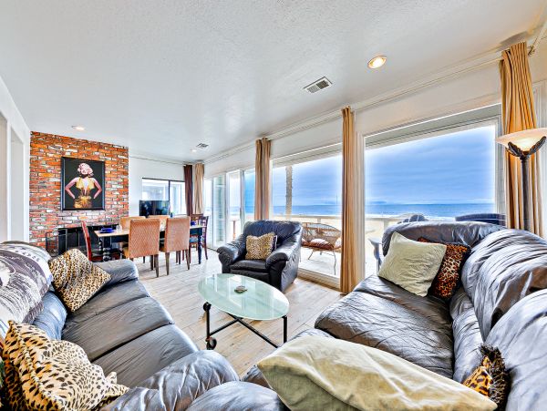 Newport Beach Home 1027570