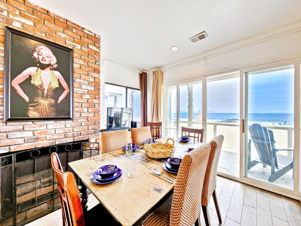 Newport Beach Home 1027570
