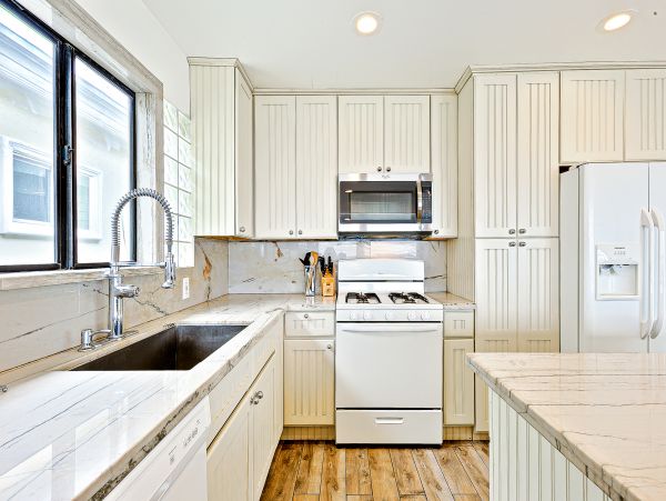 Newport Beach Home 1027570