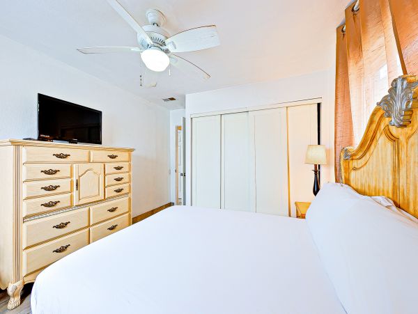Newport Beach Home 1027570