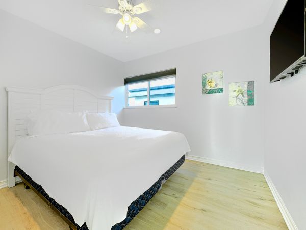 Newport Beach Home 1027572