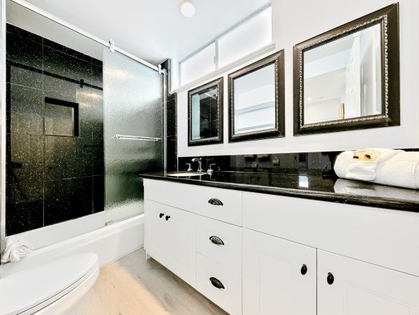 Newport Beach Home 1027572