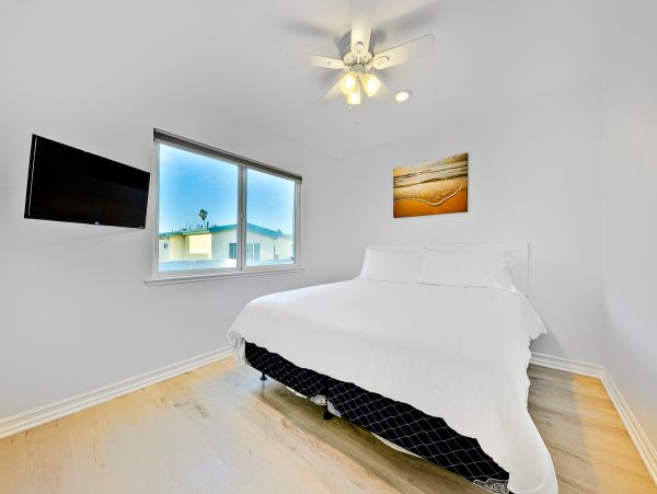 Newport Beach Home 1027572