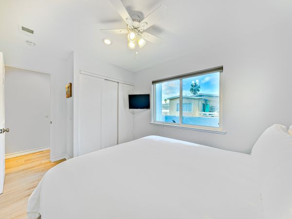 Newport Beach Home 1027572