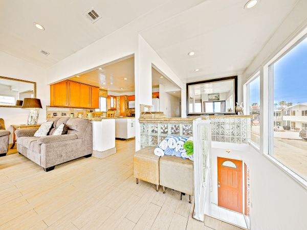 Newport Beach Home 1027573