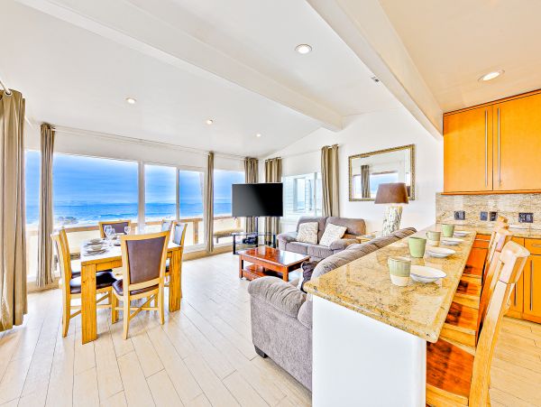 Newport Beach Home 1027573
