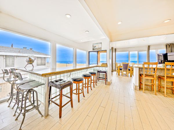 Newport Beach Home 1027573