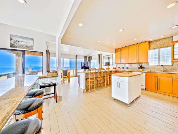 Newport Beach Home 1027573