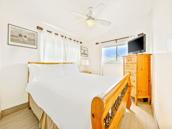 Newport Beach Home 1027573