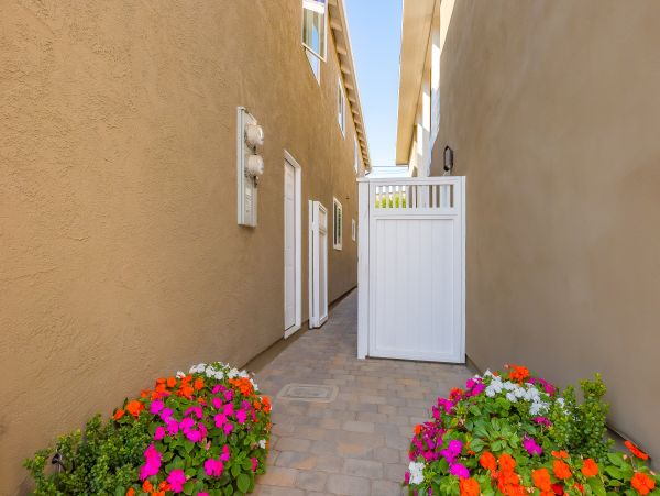 Newport Beach Home 1027574