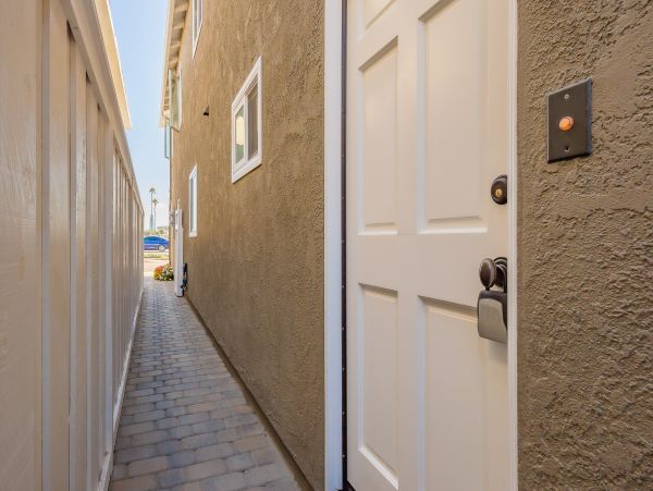 Newport Beach Home 1027574