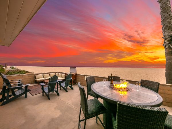 Oceanfront Home with Beautiful ocean views
