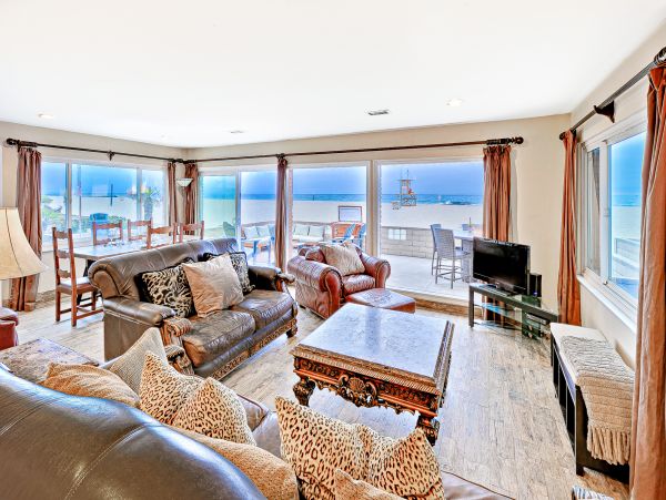 Oceanfront Home with Beautiful ocean views