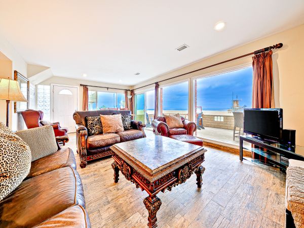 Oceanfront Home with Beautiful ocean views