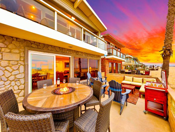 Newport Beach Home 1027576