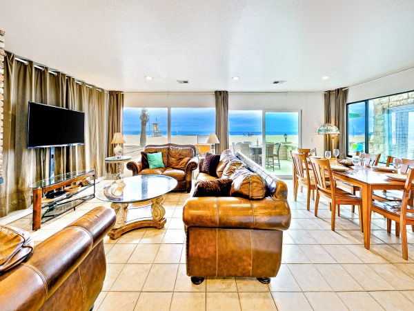 Newport Beach Home 1027576