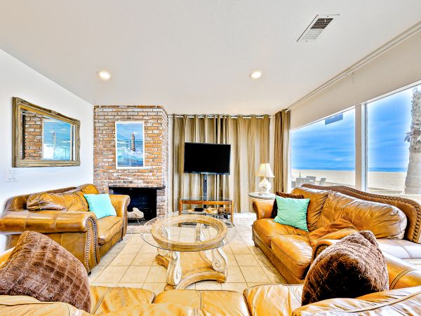 Newport Beach Home 1027576