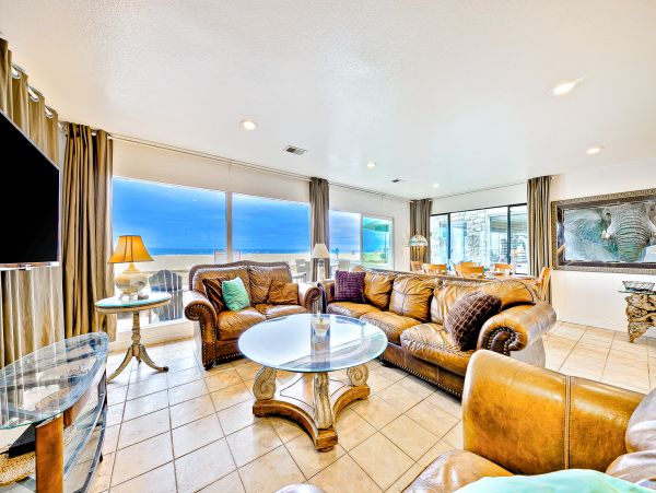 Newport Beach Home 1027576
